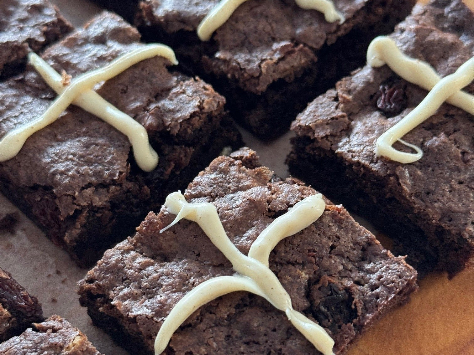 Hot Cross Brownie